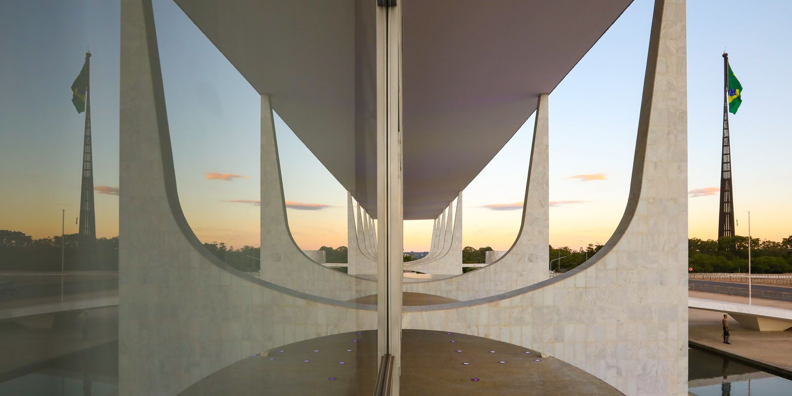 49722239312 0728ed410d o