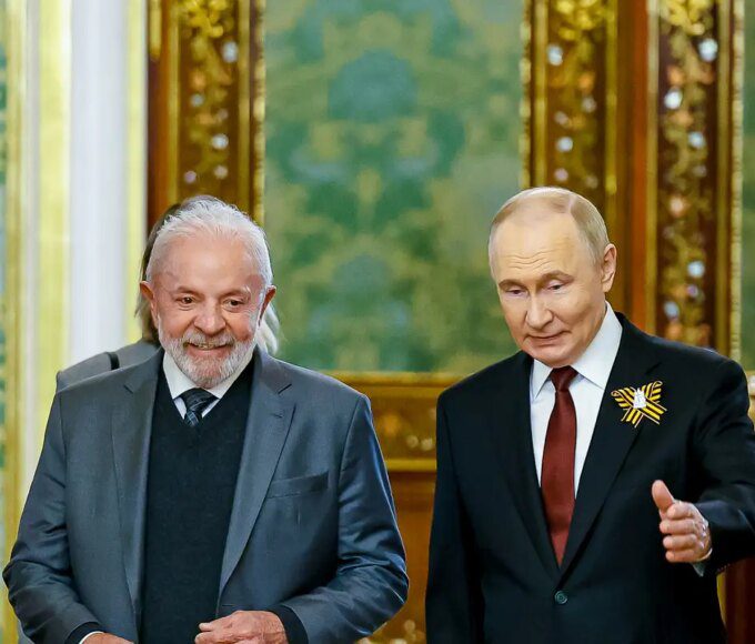 54508138565 304353e48c o