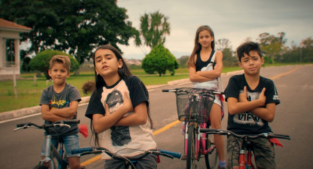 Copia de Sobre Amizade e Bicicletas Imagem 2 bdf687a3bf798d2b41b5ff057802d596 2 1