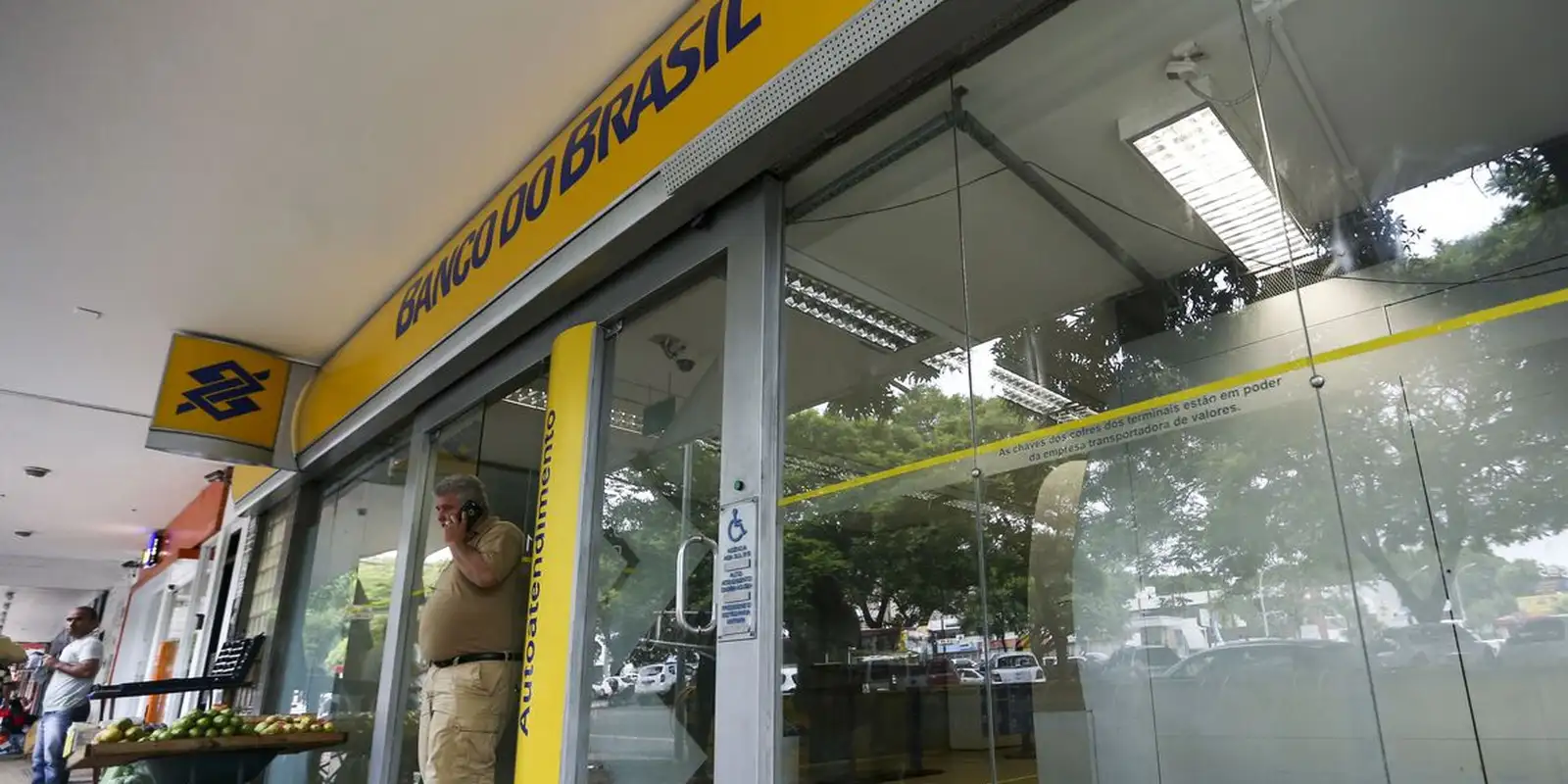 Bancos voltam a funcionar normalmente nesta sexta-feira 5 agencia bb