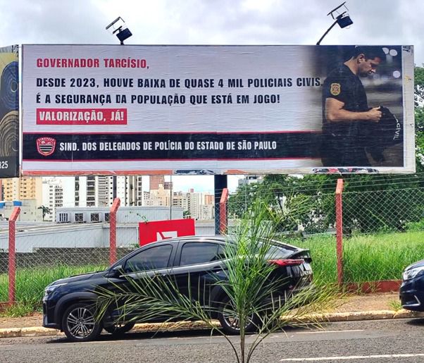 Campanha do Sindicato dos Delegados escancara sucateamento da Polícia Civil e promessas não cumpridas de Tarcísio 14 3