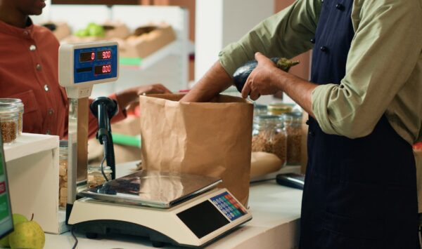 FOTO ILUSTRATIVA COMERCIO FREEPIK