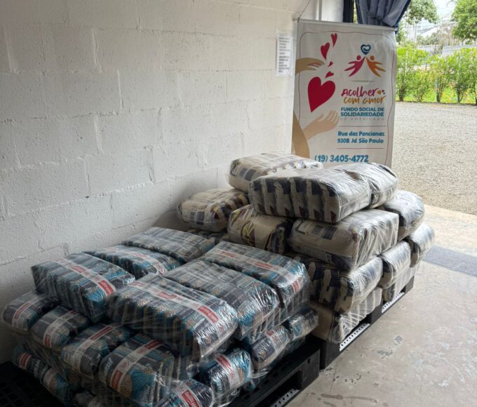 Fundo Social de Solidariedade recebe 900 quilos de alimentos dos Supermercados Savegnago 14 Fundo Social recebe doacoes do Supermercado Savegnago