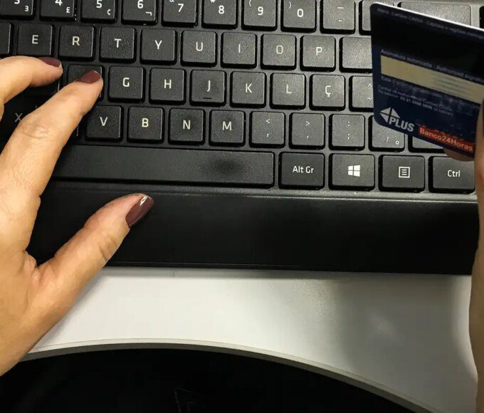 BC Protege+ bloqueia 255,7 mil tentativas de abertura de contas falsas 15 compra online2411203173