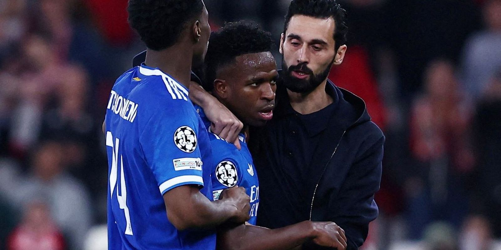 Vini Jr marca golaço e denuncia caso de racismo em Liga dos Campeões 5 vini jr