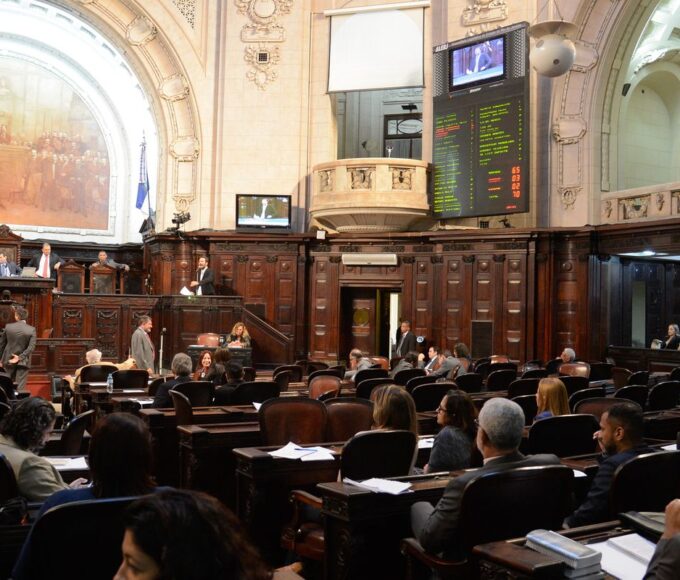 1090655 ffraz abr20170913 0105 1