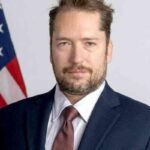 1787627 big darren bettie