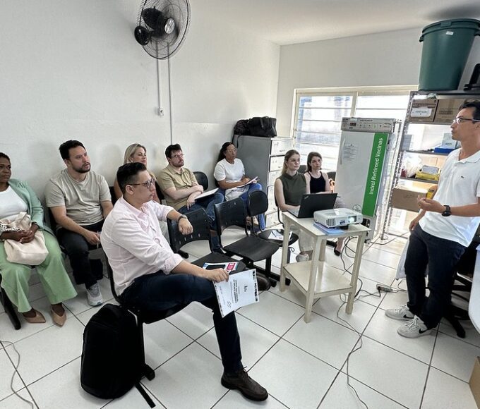 55151650764 30f4d53c9d c