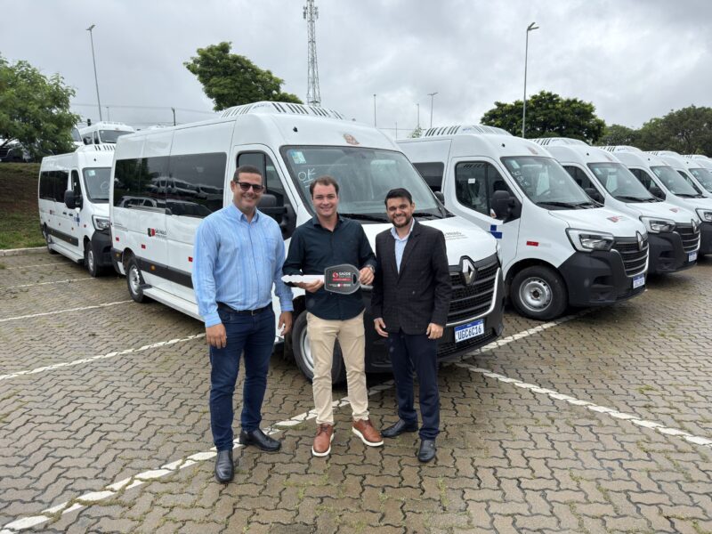 Nova Odessa é contemplada pelo Governo do Estado com nova van para transporte de pacientes 5 IMG 3864 scaled e1773424351828