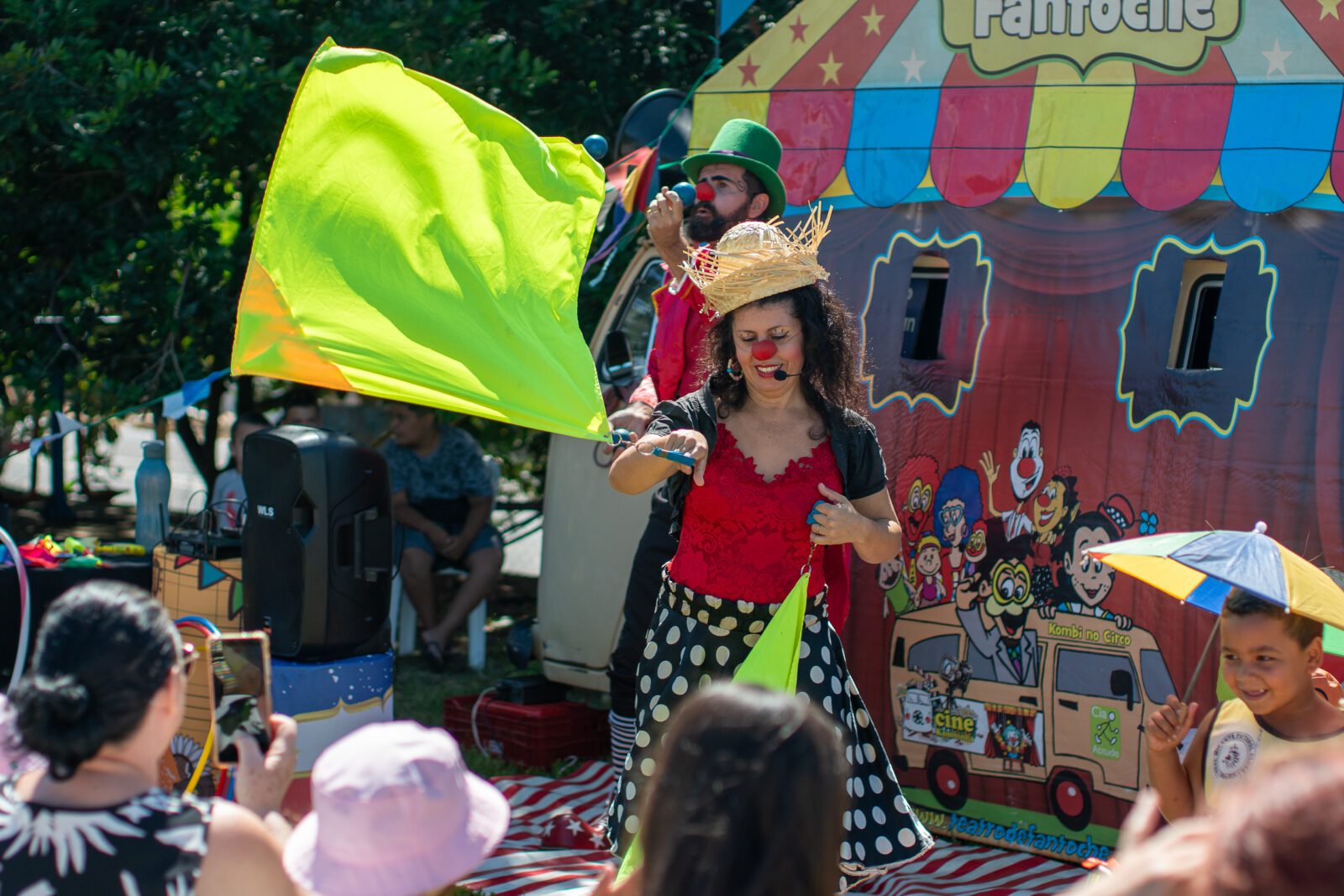 Palhaços Tampa e Panela transformam chegada do público em espetáculo em São Caetano do Sul 5 MRR00961.jpg 1