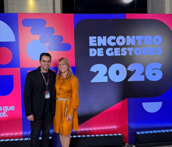 Secretario municipal Vinicius Ghizini e secretaria estadual Marilia Marton