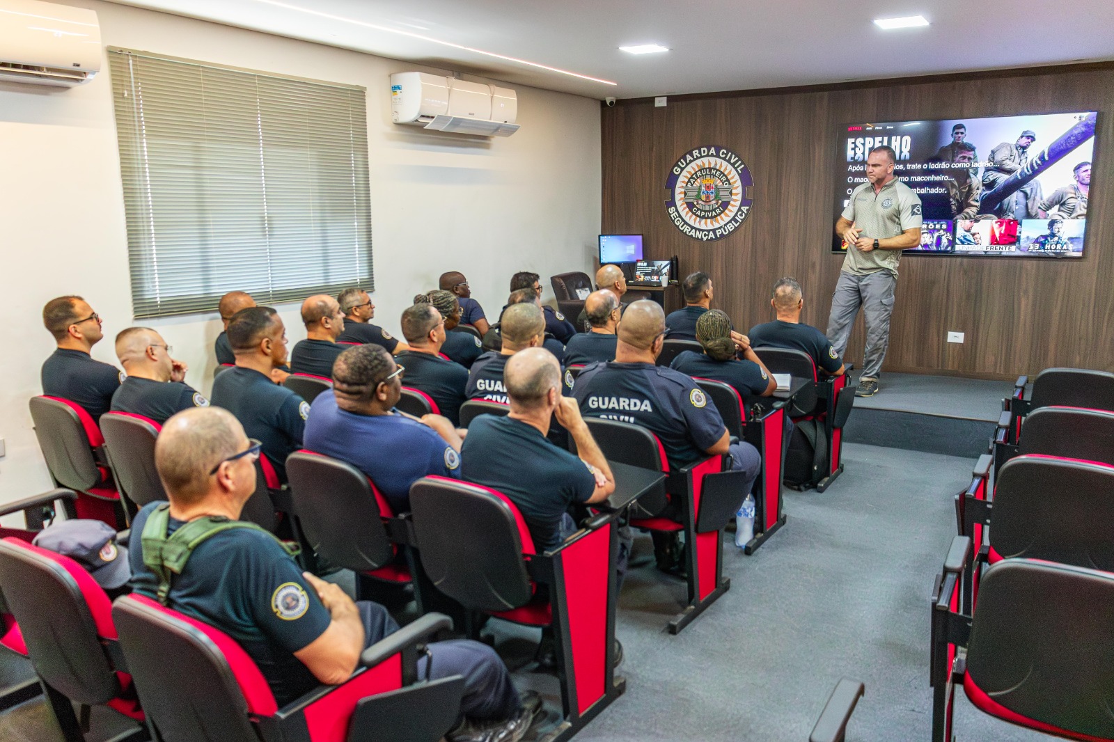 Profissionais da Guarda Civil de Capivari participam de Estágio de Qualificação Profissional 5 WhatsApp Image 2026 03 24 at 17.06.02