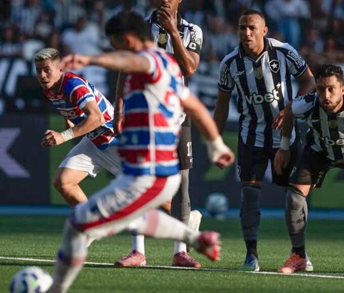 TV Brasil transmite neste domingo clássico Fortaleza e Ceará 14 ate o fim bareiro faz o segundo gol do leao na partida vamos botafogo 2x2 fortaleza vag