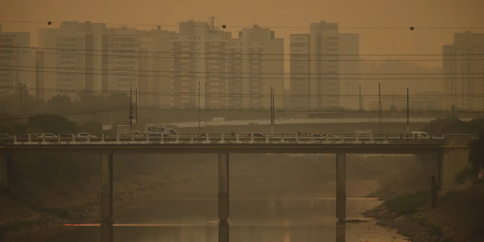CMN muda regra do Eco Invest para impulsionar projetos verdes 5 tiete poluicao05