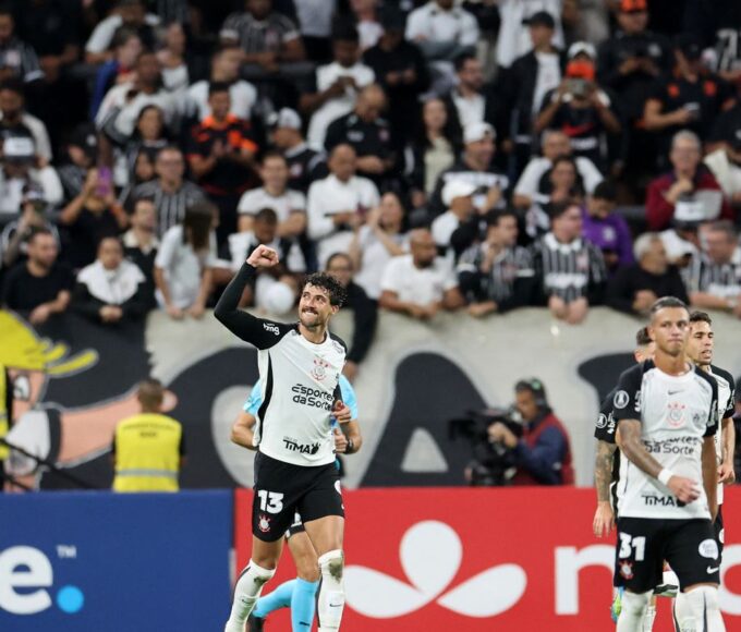 Corinthians derrota Santa Fe e segue 100% na Copa Libertadores 14 2026 04 16t021447z 701131212 up1em4g068llw rtrmadp 3 soccer libertadores cor sfe