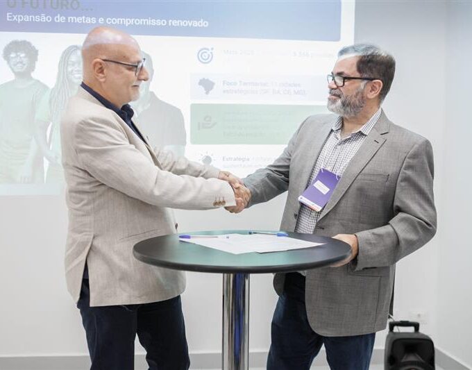 Assinatura da parceria Rede Cidada