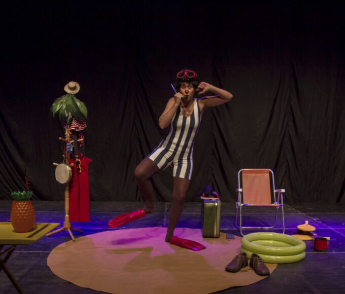 Praça Comendador Müller recebe espetáculo gratuito de circo e palhaçaria nesta quinta 14 O SHOW DA OLGA foto Ariane Artioli Mari Alves 1024x704