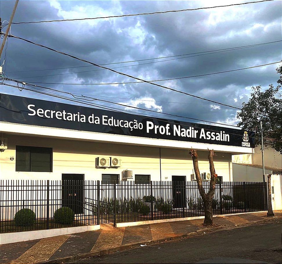 Capivari supera meta nacional de alfabetização em pesquisa envolvendo todos os municípios do país 5 Sede da Secretaria de Educacao