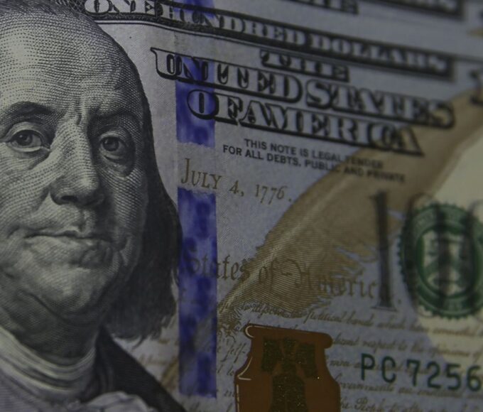 dolar moeda 0803221207