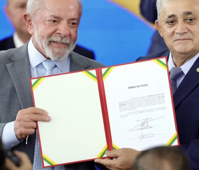 José Guimarães assume ministério e fala em "derrotar o fascismo" 14 pzzb2192.jpg