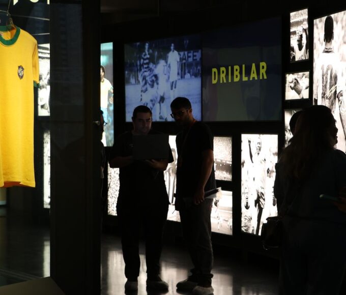 Museu do Futebol lança exposição sobre camisas da seleção brasileira 14 0g0a3979