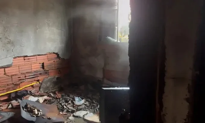 Família divulga vaquinha online após incêndio destruir parte de residência na Vila Grego em Santa Bárbara d’Oeste 14 1779106730.122.webp