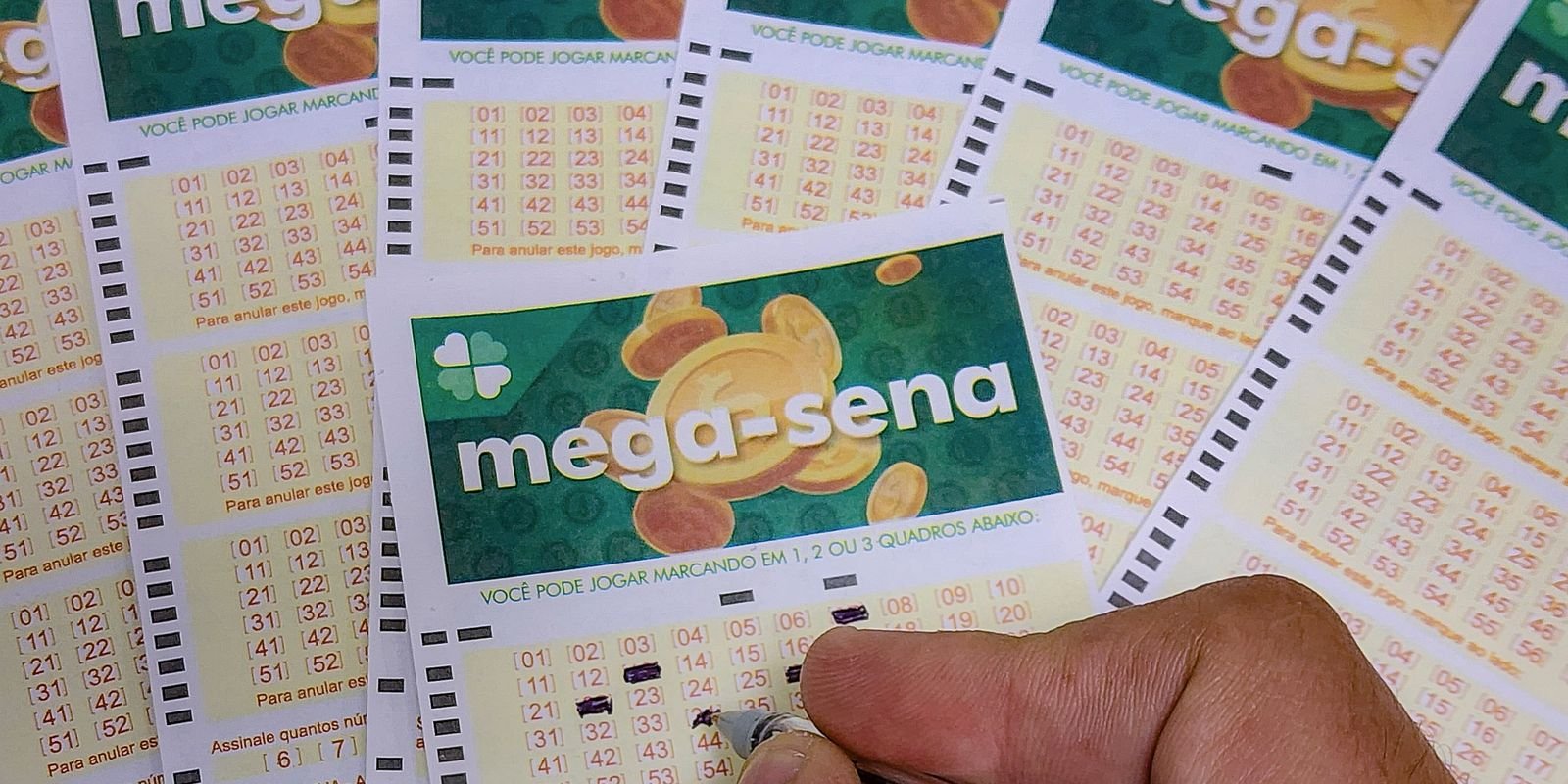 Mega-Sena acumula e prêmio principal vai para R$ 16 milhões 5 20230622 182658