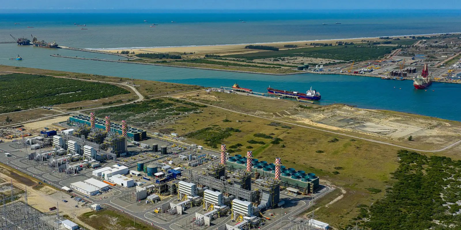 Conta de energia continuará com acréscimo da bandeira amarela em junho 5 54684829093 1f0b0237c5 o