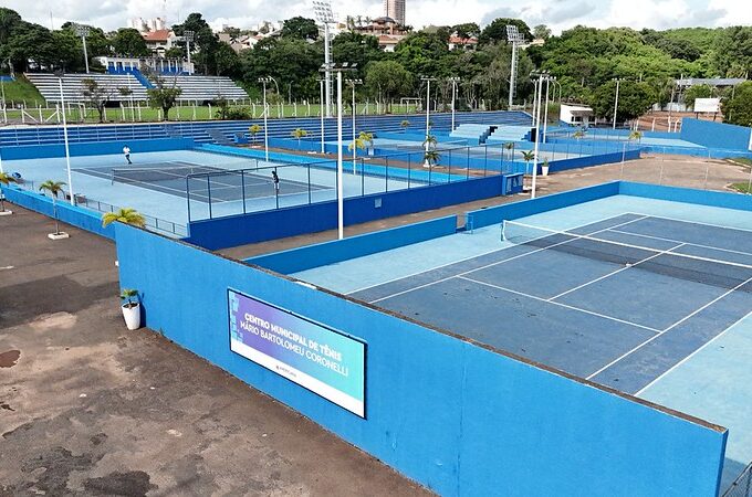 Centro Cívico de Americana recebe torneio de duplas de tênis; inscrições vão até segunda-feira 12 55075217160 9fb876e284 c