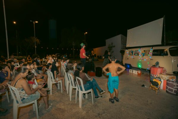CINE KOMBINHA 80.JPG