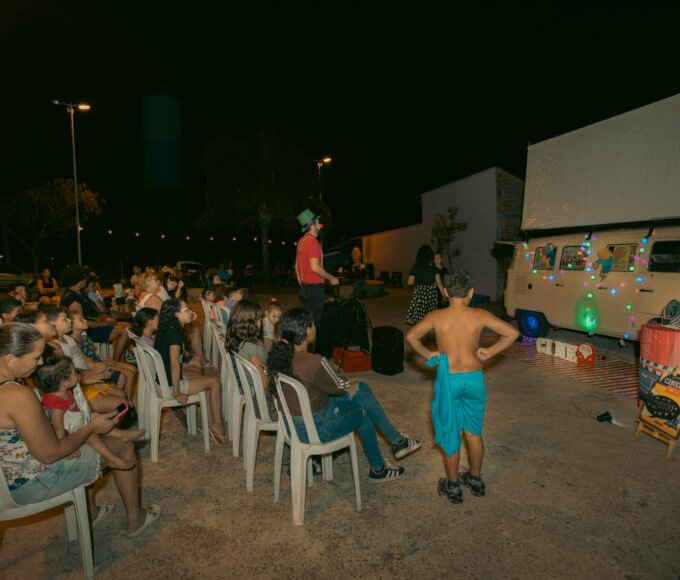 CINE KOMBINHA 80.JPG