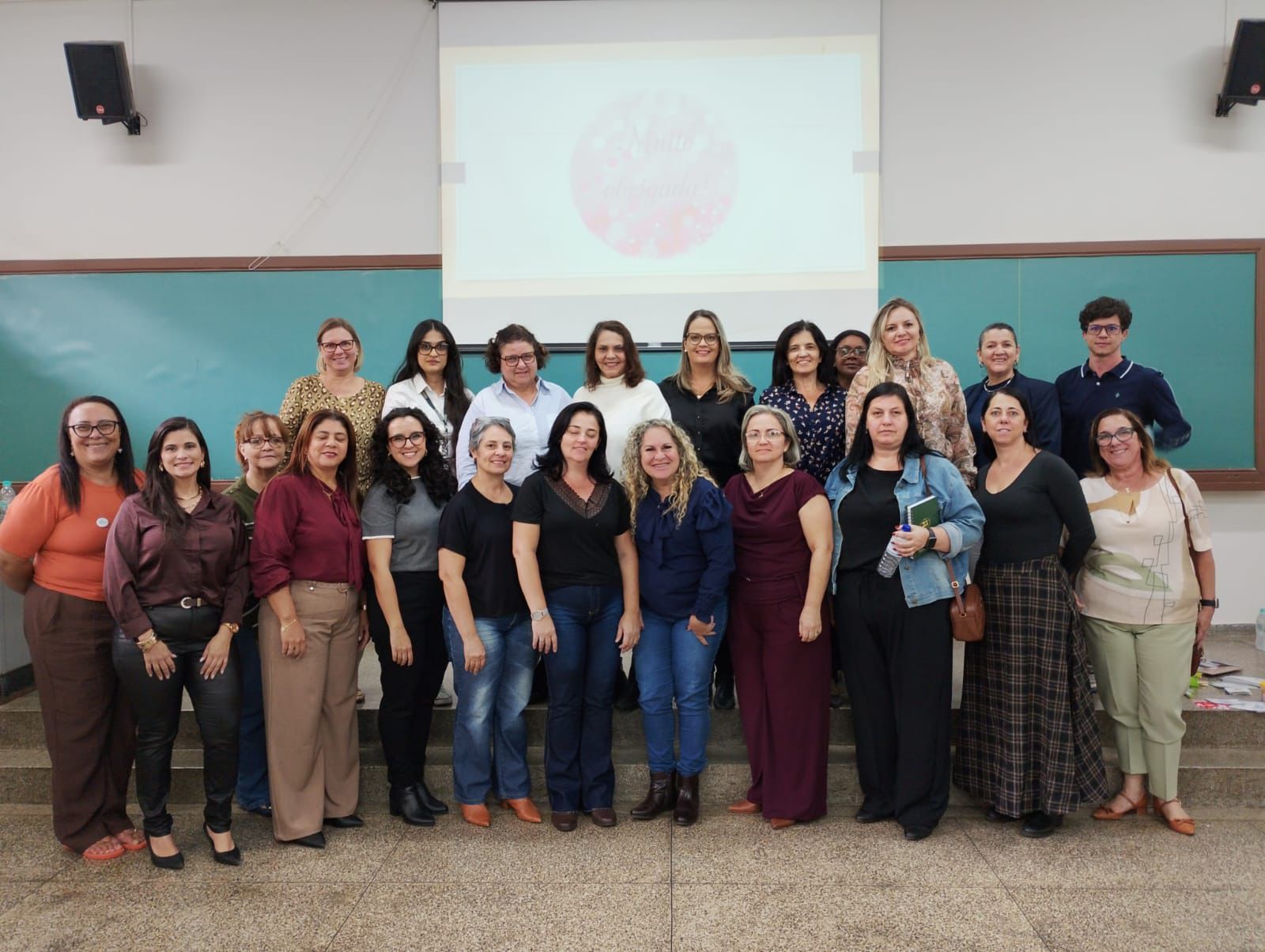 Representantes da Secretaria da Educação de Capivari marcam presença em Encontro voltado a técnicos e secretários 5 Educacao curso