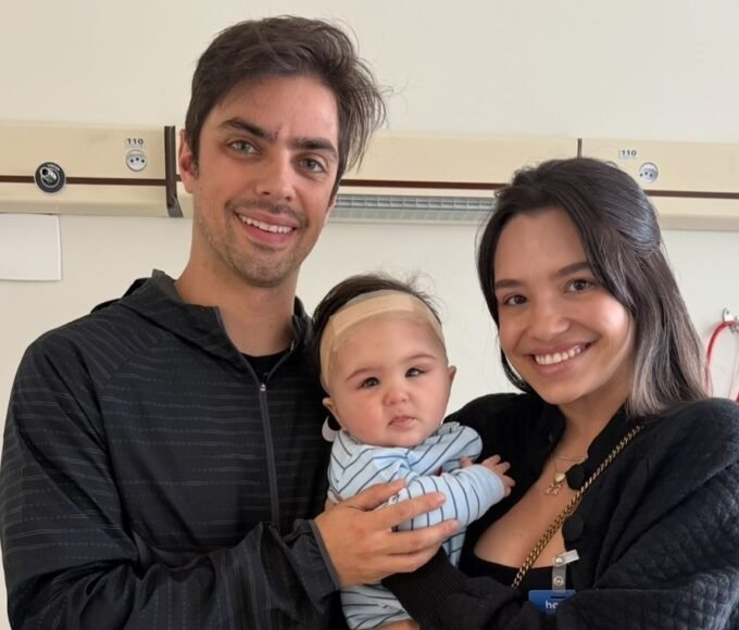 ”Quase entrei em depressão”, diz influencer catarinense após diagnóstico de doença rara do filho 16 WhatsApp Image 2026 05 26 at 15.39.21 1 1 e1779823215964