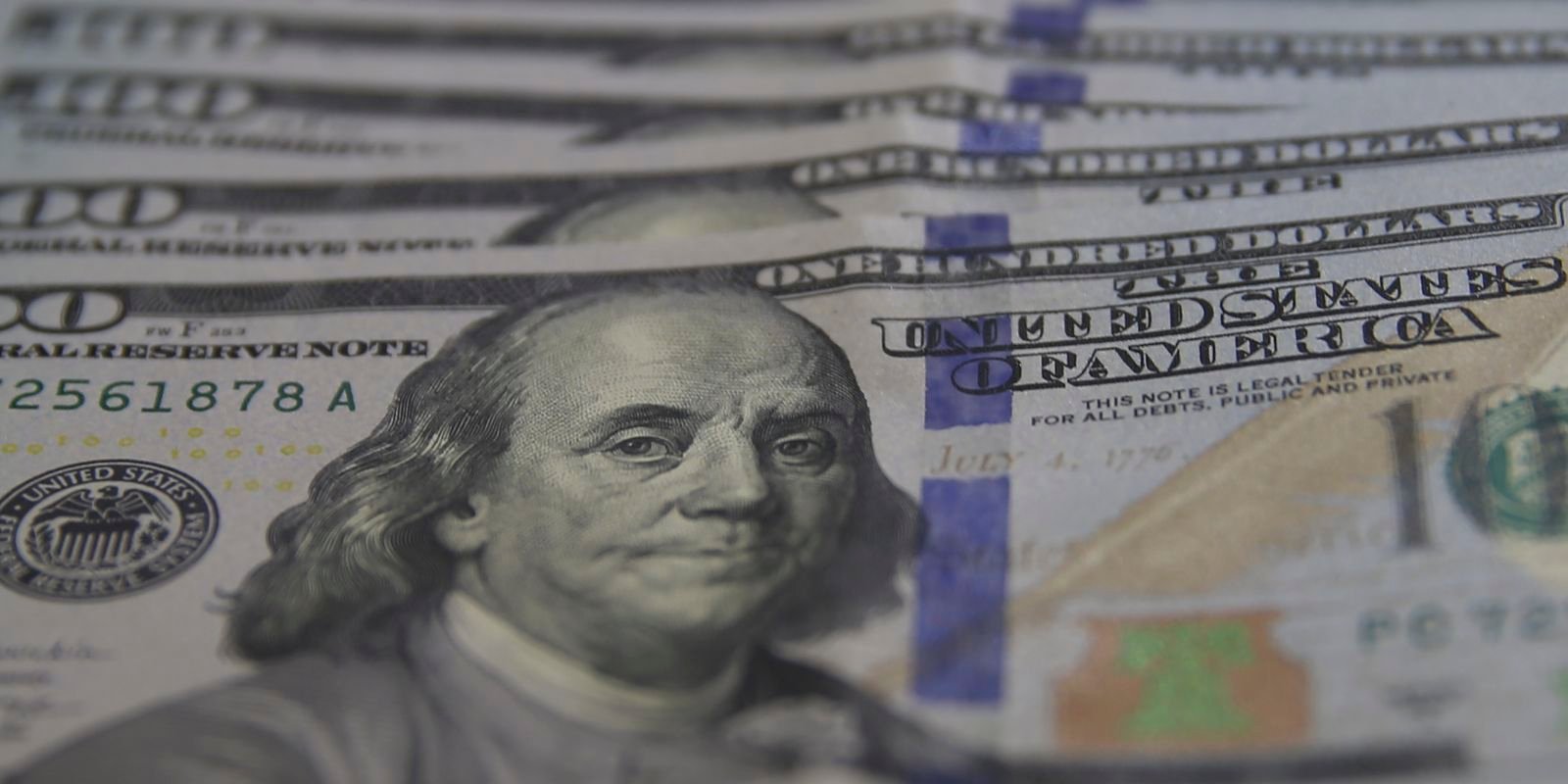 Dólar cai para R$ 5,03 com alívio geopolítico e foco nos EUA 5 dolar moeda 0803221205