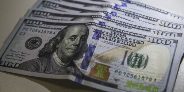 dolar moeda 0803221210
