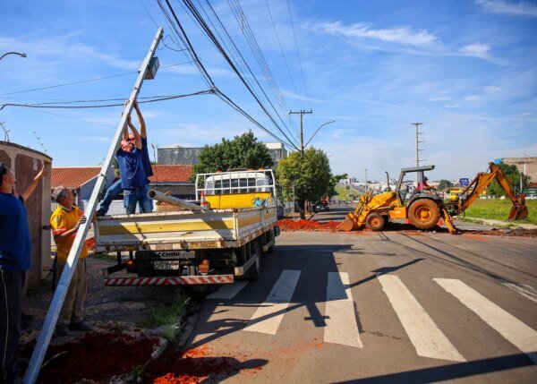 semaforo av sao paulo x petroleo 01