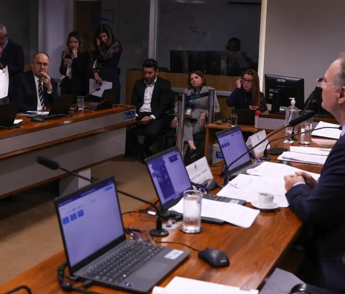 Senadores criticam falta de dados sobre socorro bilionário ao BRB 14 0d9a2721 0