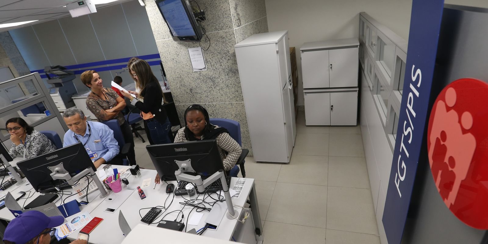 Pis/Pasep para quem nasceu em julho e agosto é pago nesta segunda 5 1066132 120 2018022017 pzzb9625