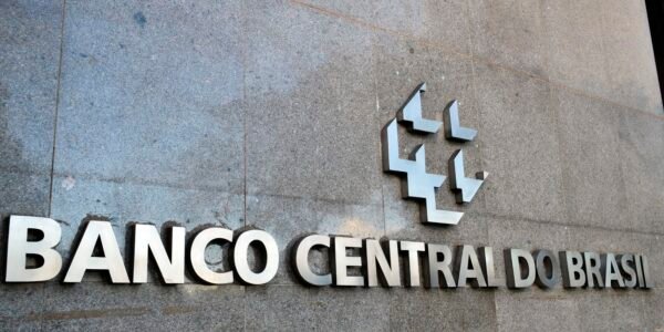 1782228673 banco central mcajr abr 0104222276