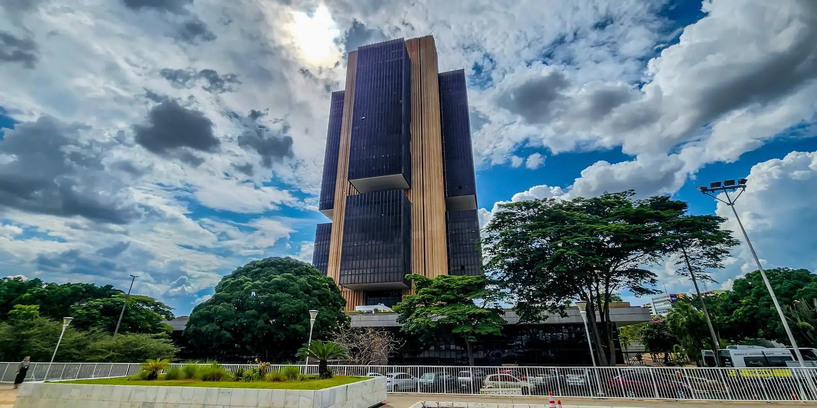 PEC no Senado facilita cooptação do Banco Central, dizem economistas 5 20231025 144352