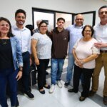 Prefeito Rafael Piovezan e vice-prefeito Felipe Sanches apresentam o Cidade Saúde em visitas guiadas 10 22062026 visita cidade saude colaboradores 7