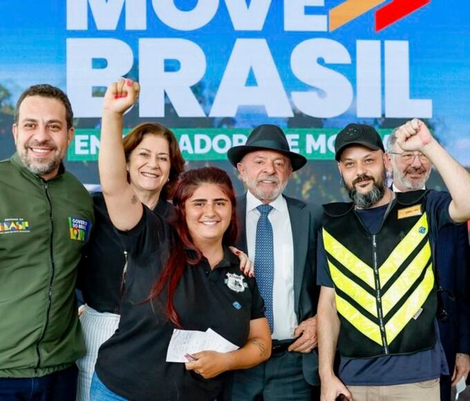 Governo amplia crédito para motociclistas de aplicativos 14 55330584721 f0d9073615 o