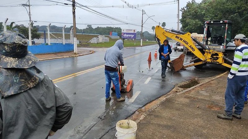Prefeitura fecha conversão da Avenida Bandeirantes para Rua Bahia 5 55337074886 9ba00be8ec c
