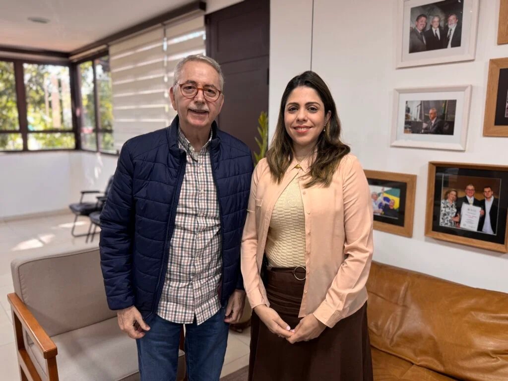 Americana receberá R$ 300 mil em emendas para a Saúde 5 Prefeito Chico Sardelli e Renata Tim 1
