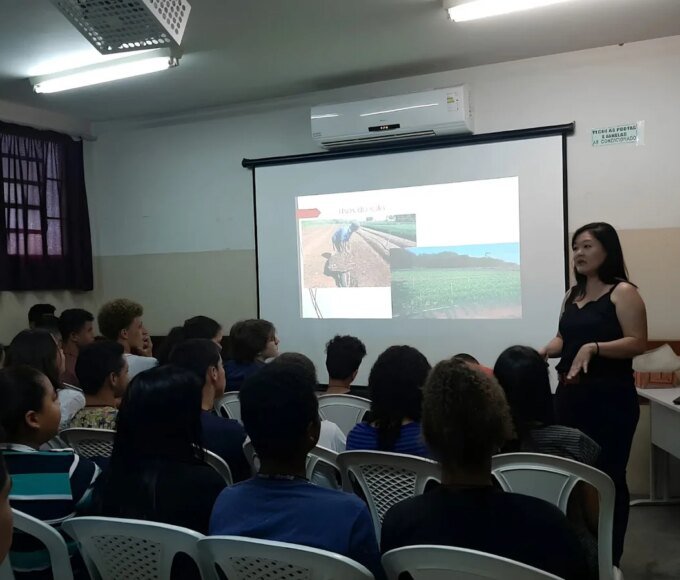 SOS celebra 47 anos neste sábado (13) com reinauguração da Sala de Informática 14 SALA DA INFORMATICA