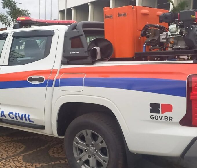 Nova Odessa recebe viatura 4x4 e kit de combate a incêndios para a Defesa Civil 14 WhatsApp Image 2026 06 11 at 15.02.24