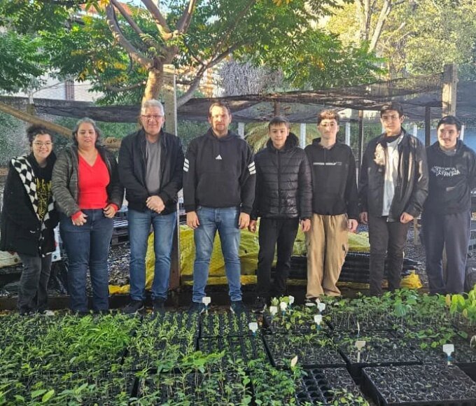 DAE de Santa Bárbara recebe mudas de árvores nativas do projeto ecológico da Escola Emílio Romi 14 WhatsApp Image 2026 06 18 at 08.59.43