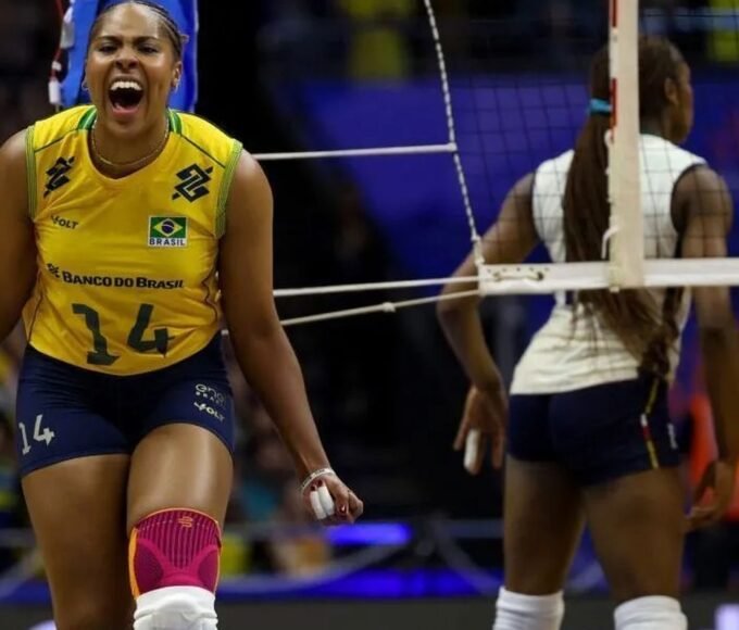 Brasil sofre, mas bate Itália por 3 sets a 2 na Liga das Nações 12 ana cristina volei e1780860448417 copiar