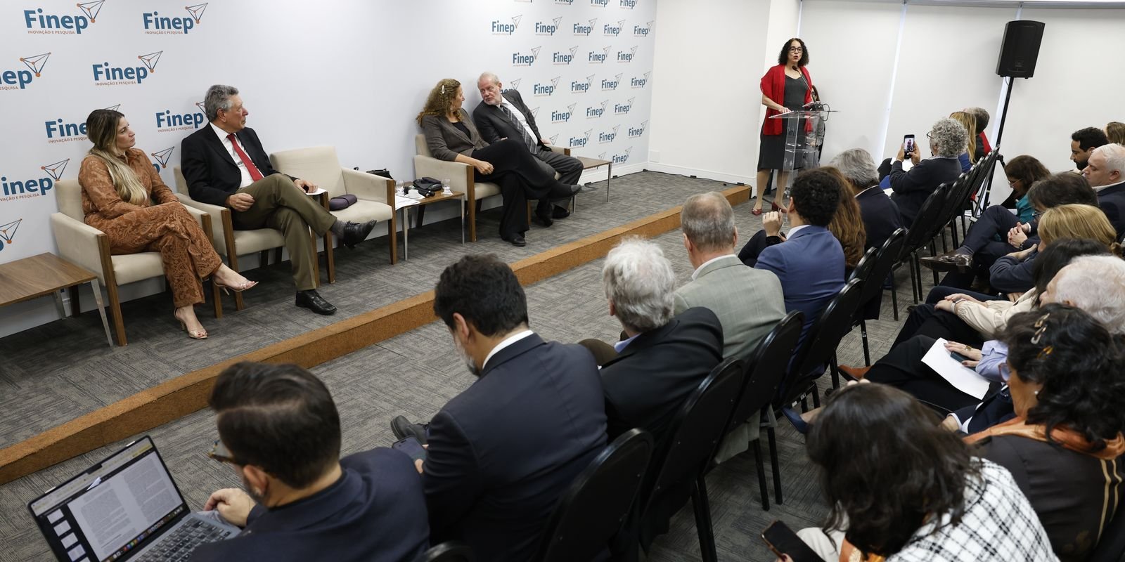 Programa destina R$ 360 milhões a pequenas empresas inovadoras 5 d6a1169