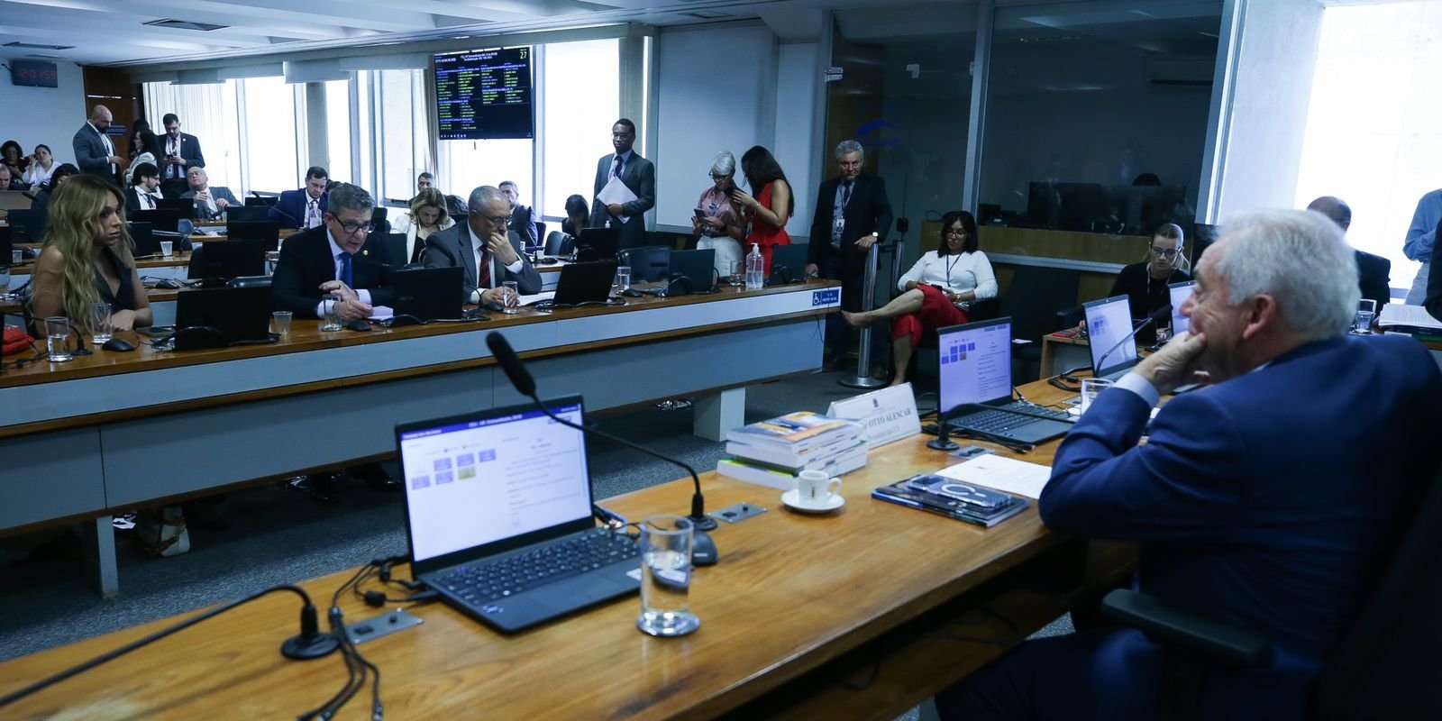 Senadores discutem ritmo de tramitação da PEC do fim da escala 6x1 5 img 7343